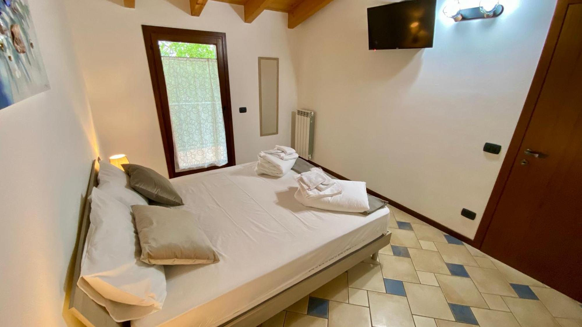 Ferienwohnung Enjoy House Ronchi  Exterior foto